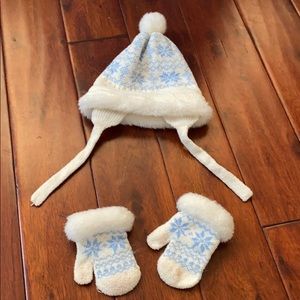 Hat and mittens set